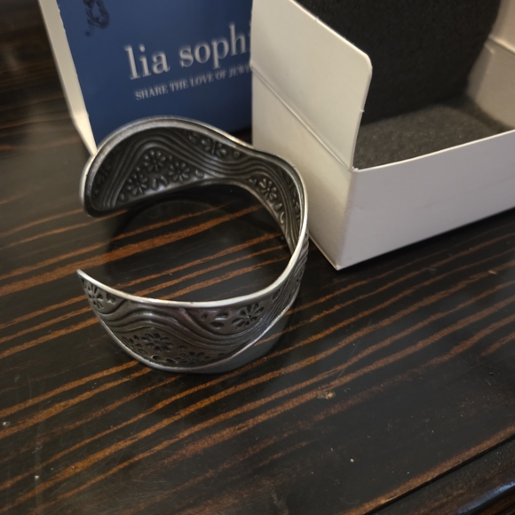 Lia Sophia Silver Cuff Bracelet - Picture 4 of 5